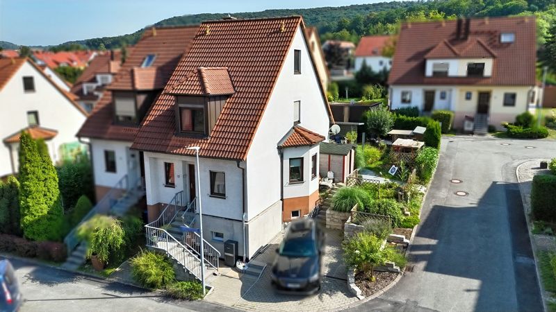 Wohnen mit Wohlfühlfaktor, fantastischem Blick auf den Jenzig und stadtnaher Lage
